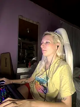 bunnydark00 online show from 11/19/25, 01:16