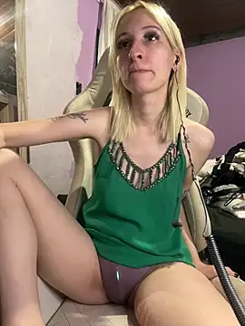 bunnydark00 online show from 04/01/26, 04:47