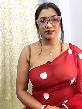 Queen Dolly online show from 01/17/26, 05:27