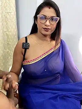 Queen Dolly online show from 02/08/26, 05:21