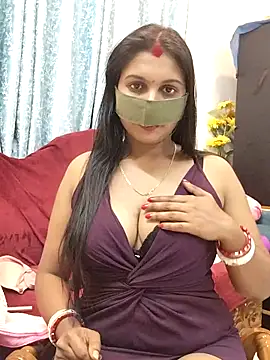 Snapshot of Queen_Dolly chatting on 03/06/25, 05:54 Queen Dolly online show from 03/06/25, 05:54