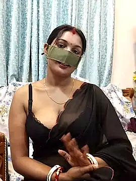 Snapshot of Queen_Dolly chatting on 03/21/25, 05:45 Queen Dolly online show from 03/21/25, 05:45