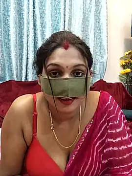Snapshot of Queen_Dolly chatting on 02/22/25, 05:35 Queen Dolly online show from 02/22/25, 05:35