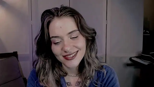 Snapshot of risha_laas chatting on 01/16/25, 08:57 risha laas online show from 01/16/25, 08:57