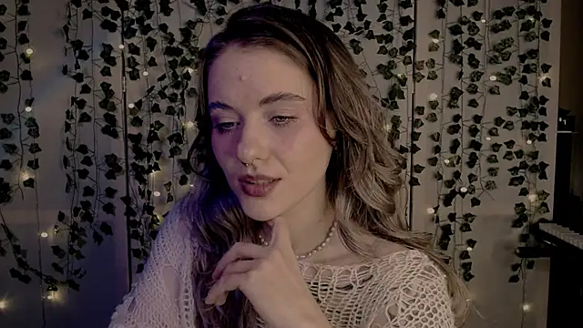 Snapshot of risha_laas chatting on 02/16/25, 05:15 risha laas online show from 02/16/25, 05:15