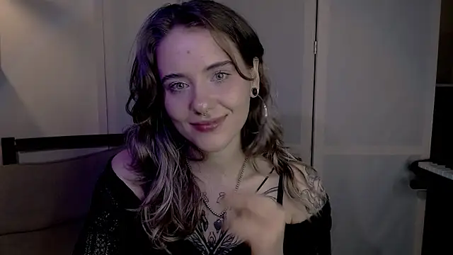 Snapshot of risha_laas chatting on 12/06/24, 07:39 risha laas online show from 12/06/24, 07:39