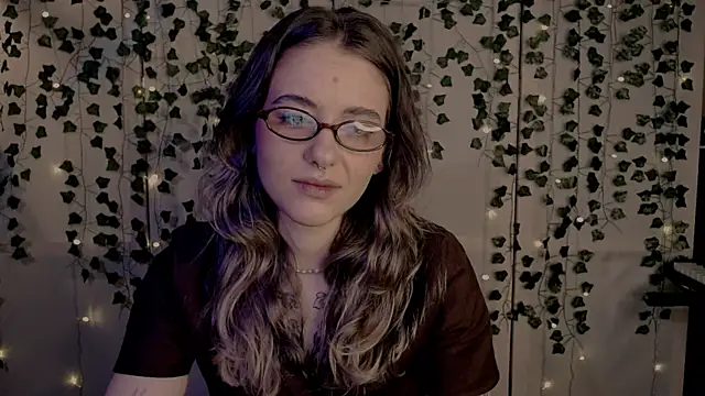 Snapshot of risha_laas chatting on 02/15/25, 07:17 risha laas online show from 02/15/25, 07:17