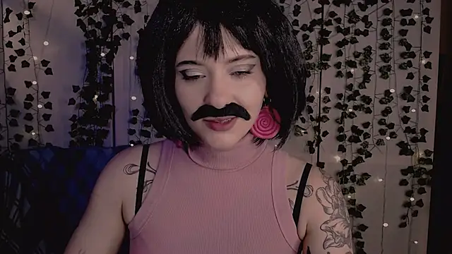 Snapshot of risha_laas chatting on 11/01/25, 08:03 risha laas online show from 11/01/25, 08:03