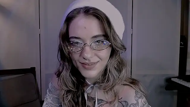 Snapshot of risha_laas chatting on 12/24/24, 06:17 risha laas online show from 12/24/24, 06:17