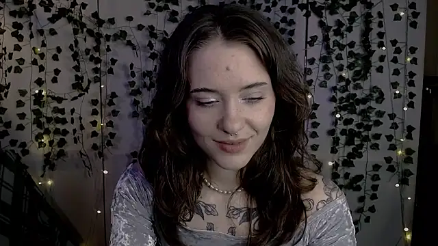 risha laas online show from 04/30/26, 08:57