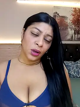 Snapshot of Lashmy111 chatting on 11/08/25, 05:22 Lashmy111 online show from 11/08/25, 05:22