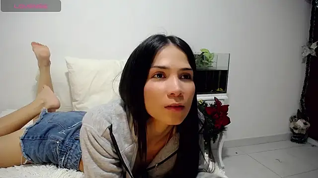 kimberlyshantal online show from 12/17/25, 01:32