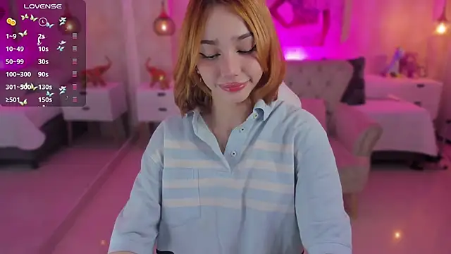 LITTLE-VIVI online show from 02/19/25, 03:28