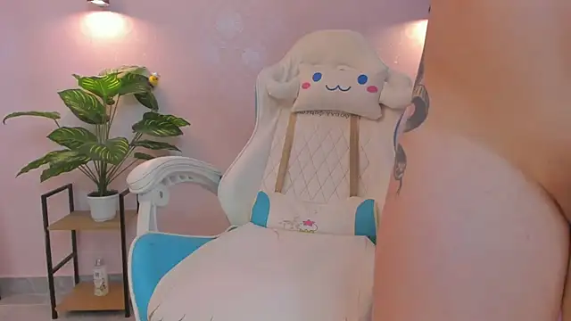 LITTLE-VIVI online show from 06/07/26, 03:23