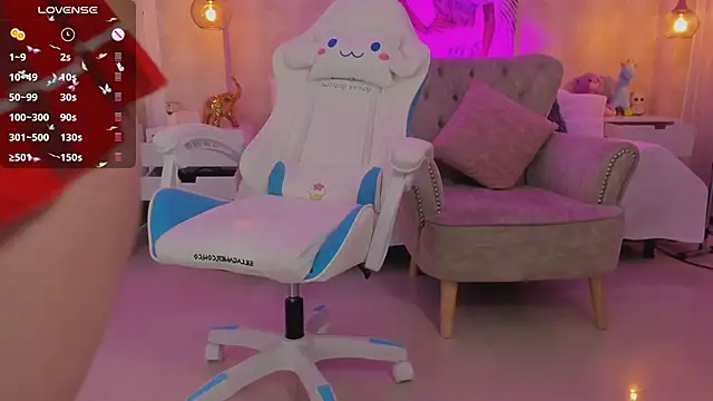 LITTLE-VIVI online show from 03/10/25, 09:45