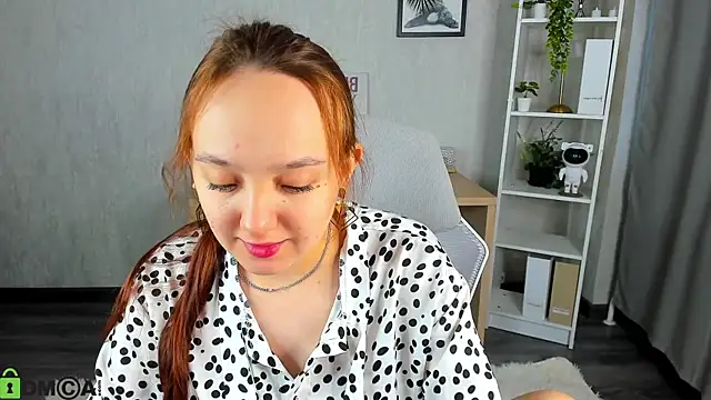 Snapshot of Fera1_Berry chatting on 07/06/26, 12:17 Fera1 Berry online show from 07/06/26, 12:17