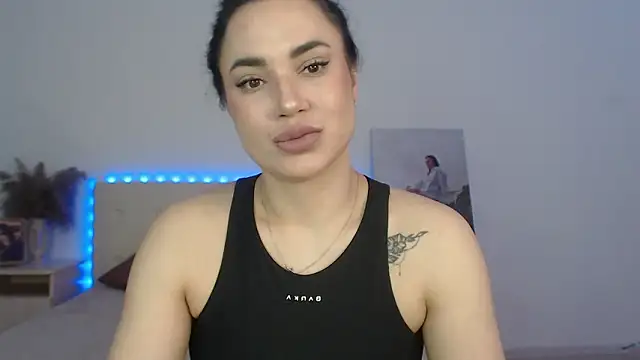 RoxannePure online show from 03/19/26, 04:01