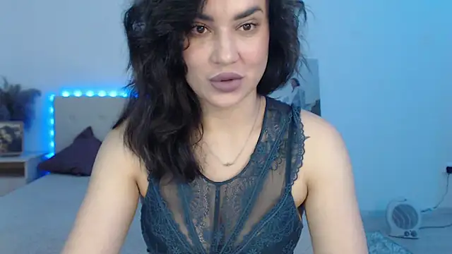 RoxannePure online show from 04/14/26, 04:06