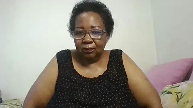 Snapshot of KinkyRicoSaisyours chatting on 05/18/26, 03:17 KinkyRicoSaisyours online show from 05/18/26, 03:17