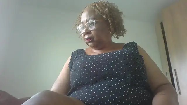 Snapshot of KinkyRicoSaisyours chatting on 09/13/25, 09:53 KinkyRicoSaisyours online show from 09/13/25, 09:53