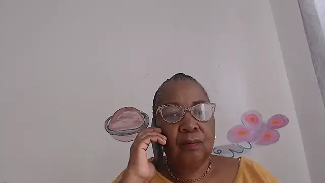 Snapshot of KinkyRicoSaisyours chatting on 02/16/25, 12:21 KinkyRicoSaisyours online show from 02/16/25, 12:21
