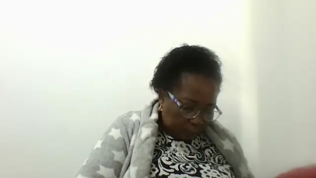 Snapshot of KinkyRicoSaisyours chatting on 05/03/26, 01:25 KinkyRicoSaisyours online show from 05/03/26, 01:25