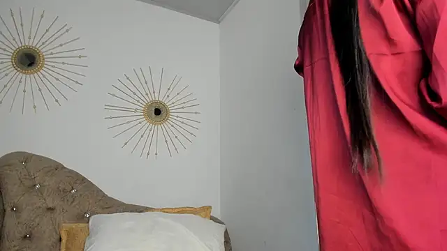 Snapshot of Naughty__Mom chatting on 03/06/25, 08:41 Naughty Mom online show from 03/06/25, 08:41