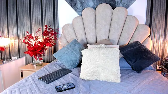 Naughty  Mom online show from 01/06/26, 12:42