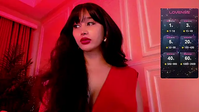 YOURCRISTINAS online show from 06/01/26, 03:33