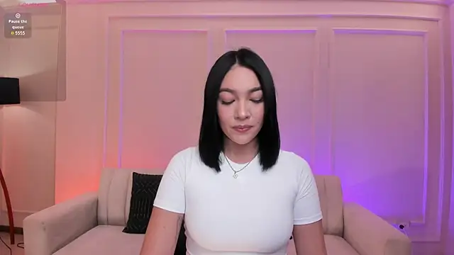 RossieRhoades online show from 09/28/25, 05:20