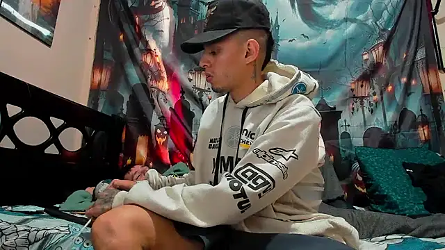 davidlatin66 online show from 11/06/25, 06:23