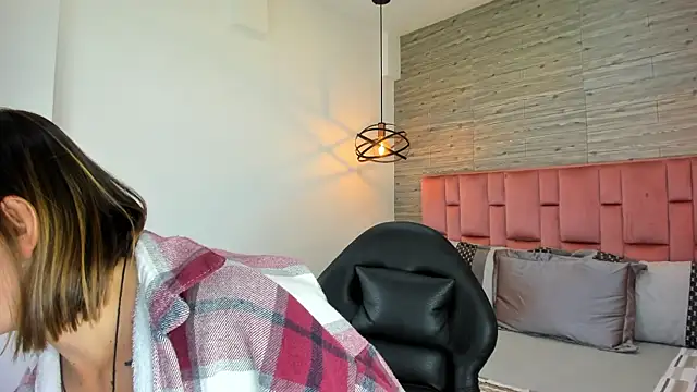 SarahDeyvis online show from 10/03/25, 02:29