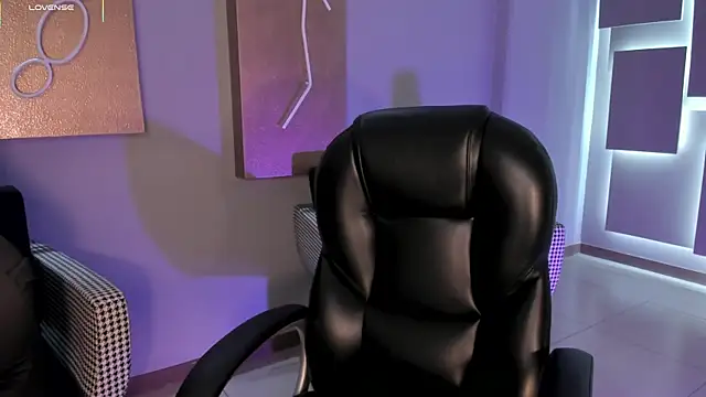 EveBensonX online show from 11/10/25, 12:43