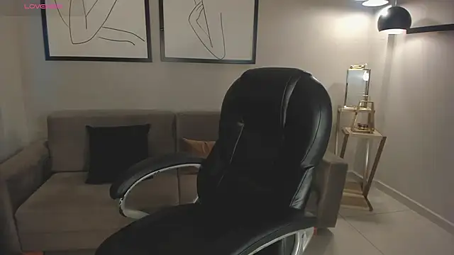 EveBensonX online show from 07/14/26, 06:25