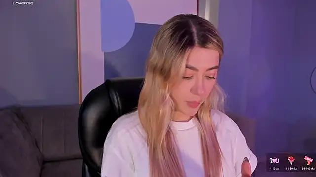 EveBensonX online show from 11/20/25, 07:36