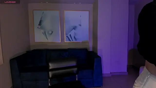 EveBensonX online show from 03/23/26, 08:08