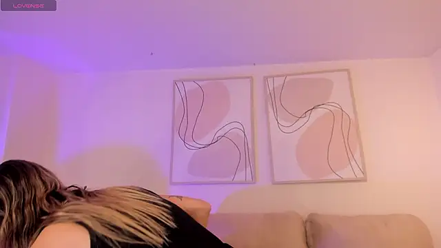 EveBensonX online show from 03/21/26, 12:53