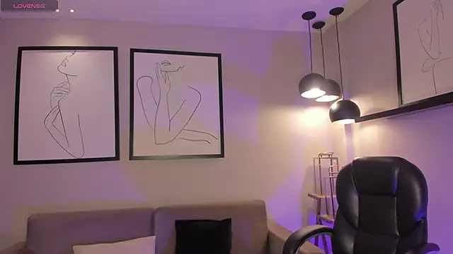 Snapshot of EveBensonX chatting on 02/21/26, 12:40 EveBensonX online show from 02/21/26, 12:40