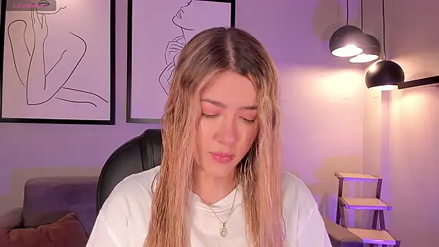 EveBensonX online show from 11/27/25, 12:49