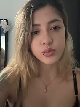 Snapshot of EveBensonX chatting on 02/07/26, 09:12 EveBensonX online show from 02/07/26, 09:12