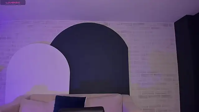 EveBensonX online show from 03/24/26, 07:25