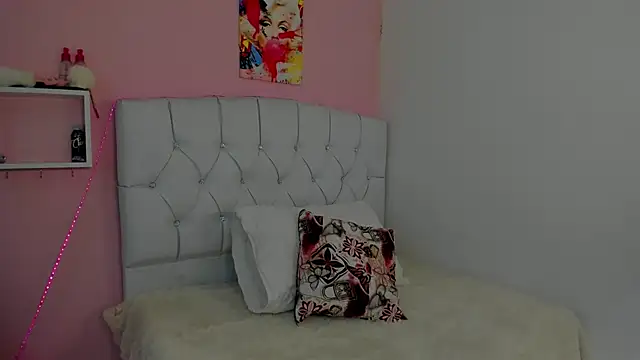 18candys online show from 10/04/25, 10:00