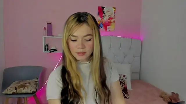 18candys online show from 02/25/26, 10:42