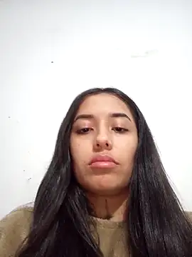 Snapshot of Sofia_888 chatting on 12/20/25, 04:15 Sofia 888 online show from 12/20/25, 04:15