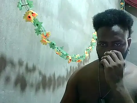 2ocmaxi online show from 03/06/26, 08:04