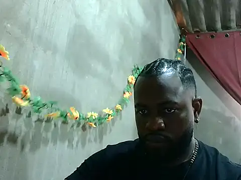 2ocmaxi online show from 10/25/25, 07:25