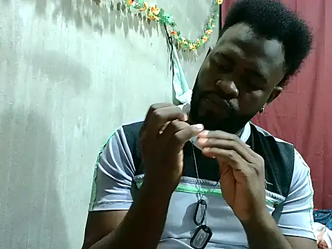 2ocmaxi online show from 11/07/25, 12:26