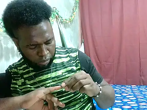 Snapshot of 2ocmaxi chatting on 01/11/26, 06:37 2ocmaxi online show from 01/11/26, 06:37