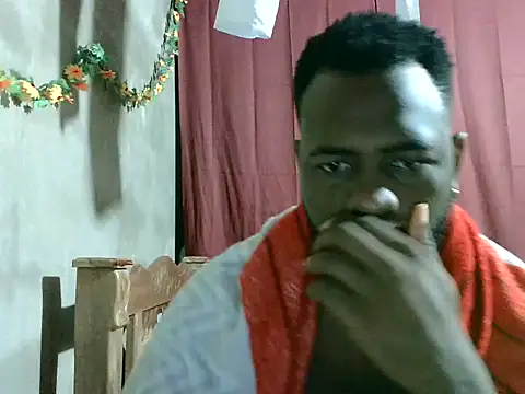 Snapshot of 2ocmaxi chatting on 10/03/25, 11:12 2ocmaxi online show from 10/03/25, 11:12