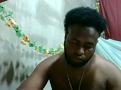 2ocmaxi online show from 04/15/26, 05:06